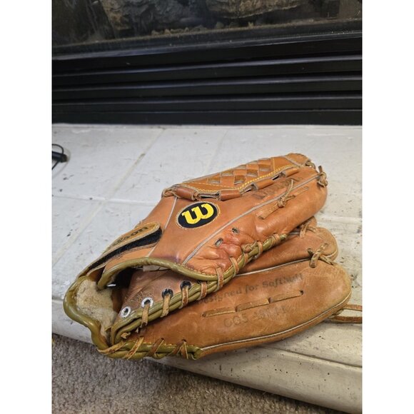Wilson OG5 A9841 Optima Gold Softball Glove RHT 13" - Picture 1 of 10